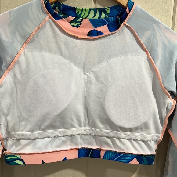 Long Sleeve two piece pink and blue flower print bathing suit with built in bra - Picture 4 of 11